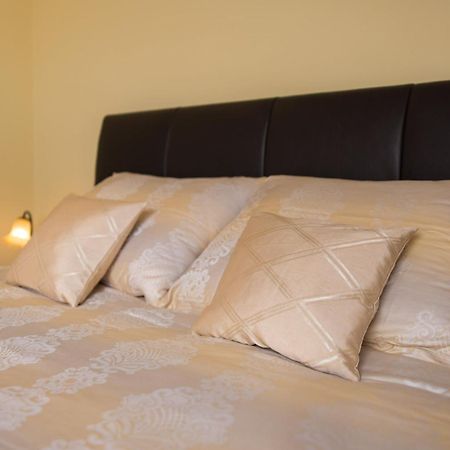 קריקווניצה Villa Maslina Apartments מראה חיצוני תמונה