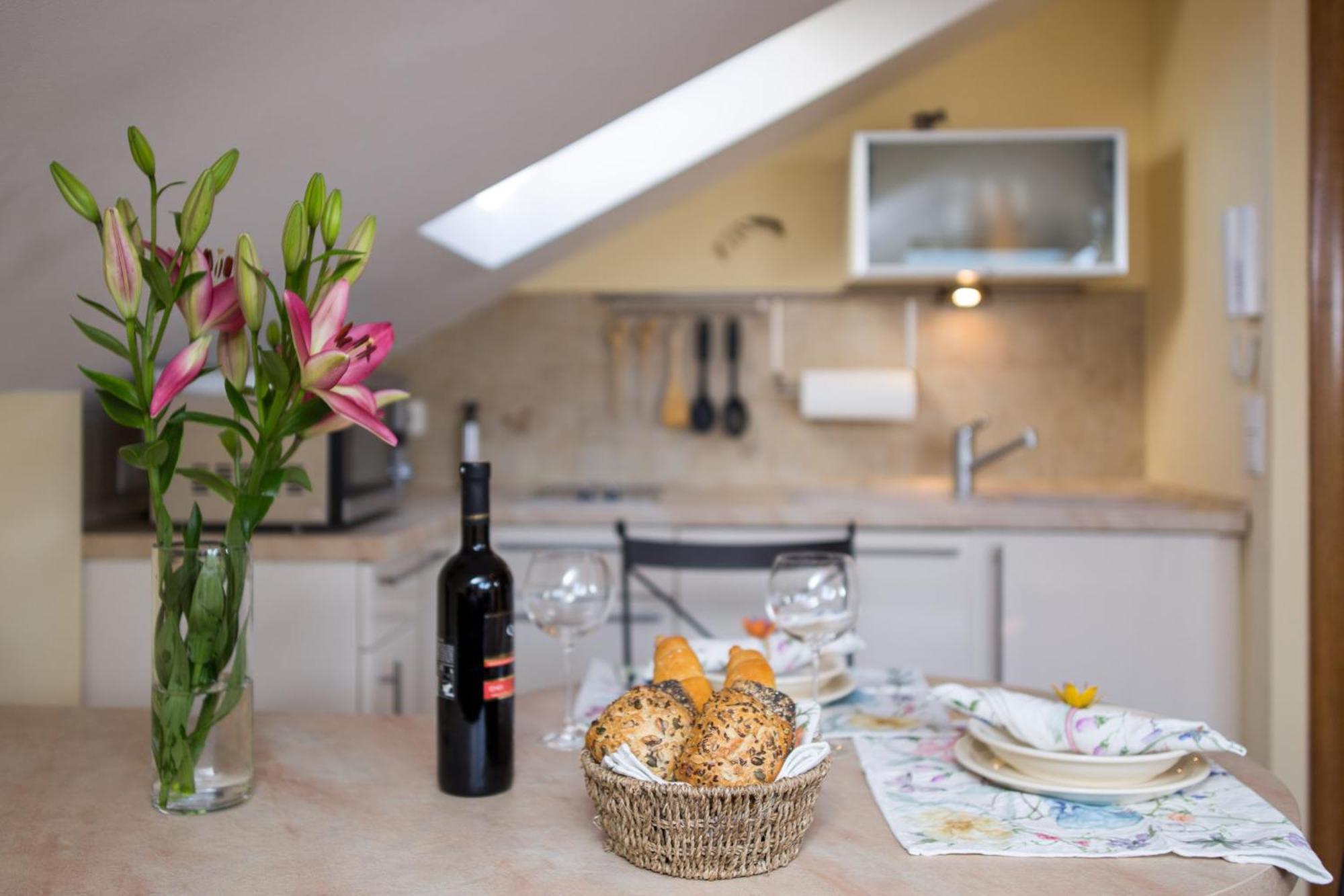 קריקווניצה Villa Maslina Apartments מראה חיצוני תמונה