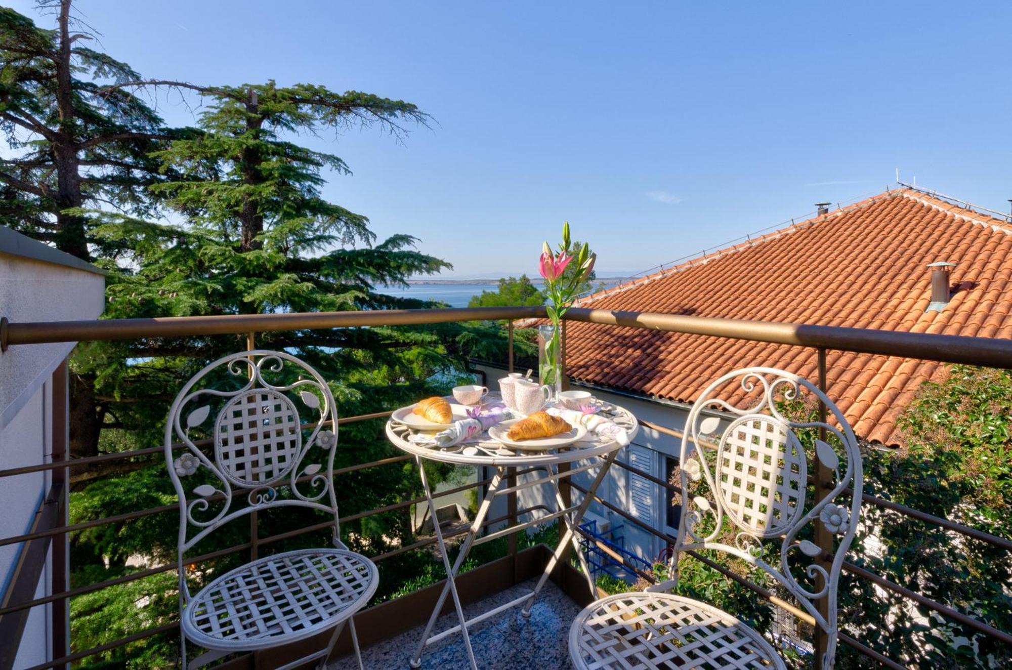 קריקווניצה Villa Maslina Apartments מראה חיצוני תמונה
