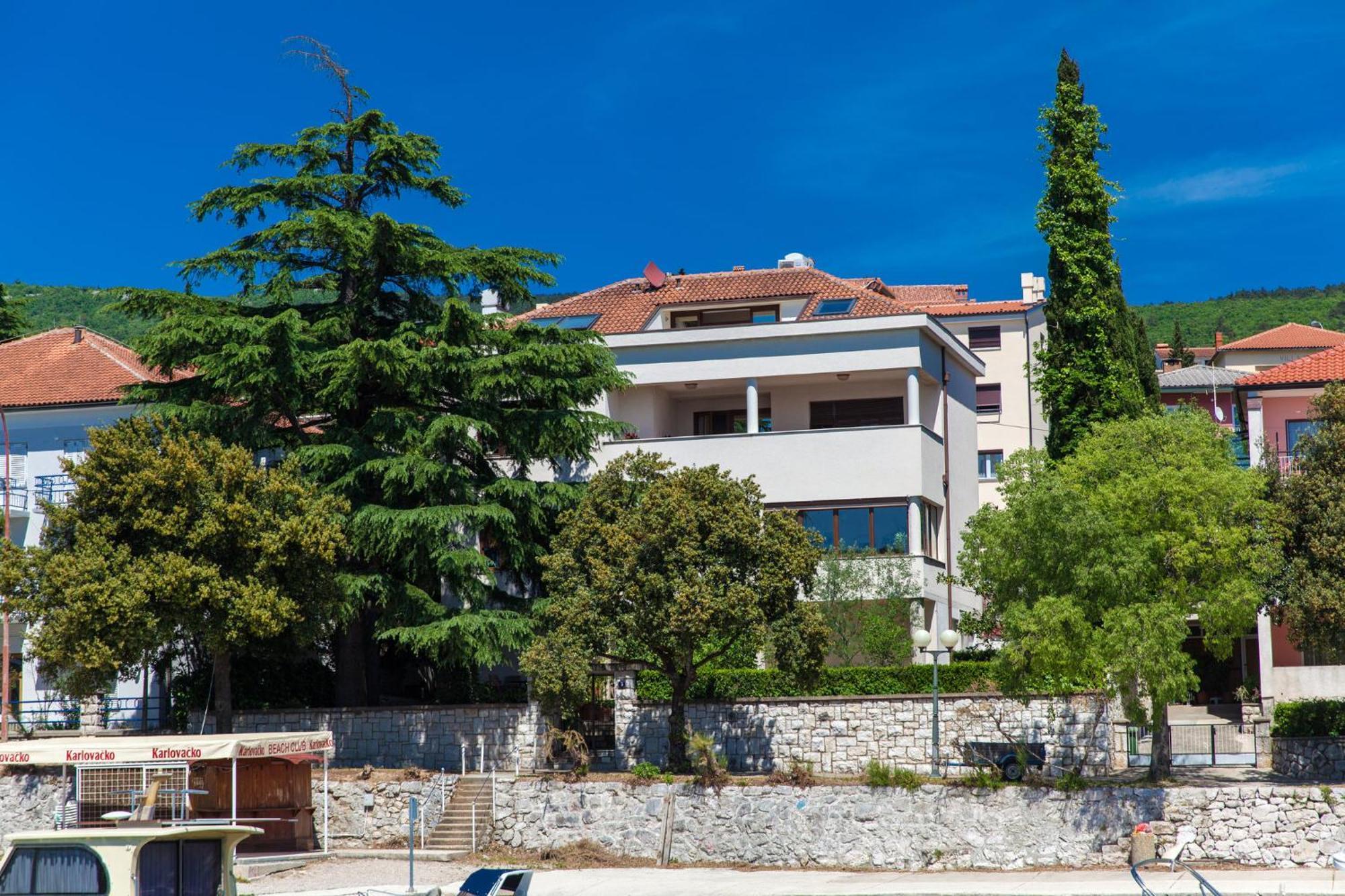 קריקווניצה Villa Maslina Apartments מראה חיצוני תמונה
